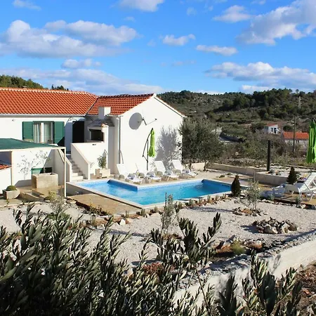 Villa Vila Ela
