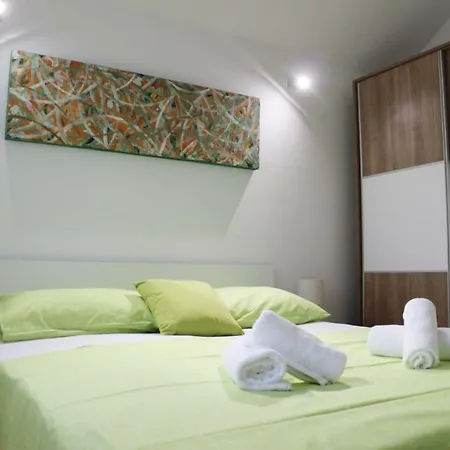 Villa Vila Ela Bobovisca